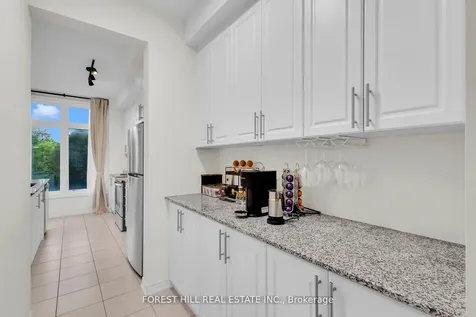 31 Queenpost Drive Brampton ON L6Y 6L2