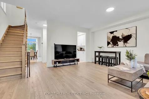 31 Queenpost Drive Brampton ON L6Y 6L2