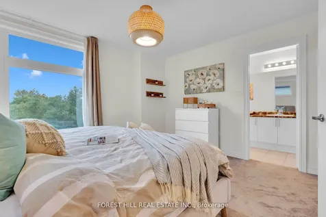 31 Queenpost Drive Brampton ON L6Y 6L2