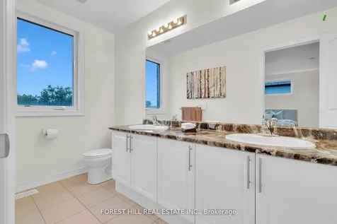 31 Queenpost Drive Brampton ON L6Y 6L2