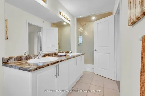 31 Queenpost Drive Brampton ON L6Y 6L2