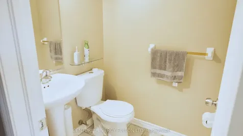 30 Polar Bear Place Brampton ON L6R 3L8