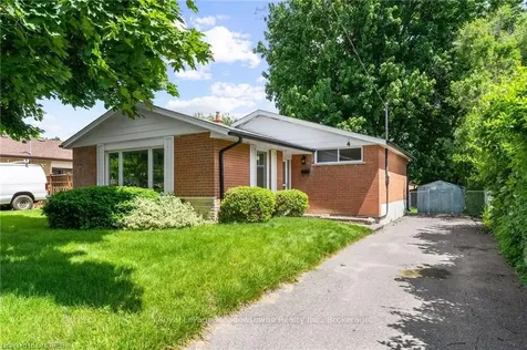 4 Fairfield Avenue Brampton ON L6X 2J1