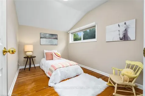 4 Fairfield Avenue Brampton ON L6X 2J1