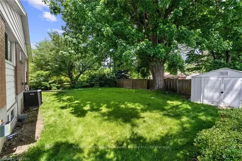 4 Fairfield Avenue Brampton ON L6X 2J1