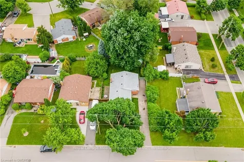 4 Fairfield Avenue Brampton ON L6X 2J1