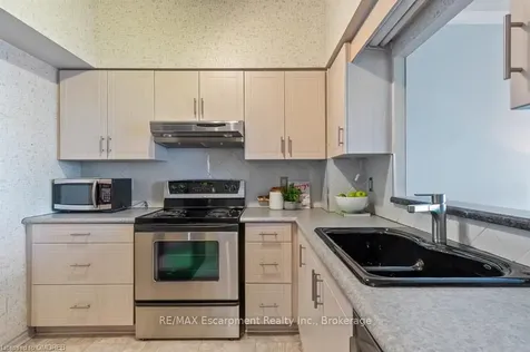 100 Burloak Drive Burlington ON L7L 6P6