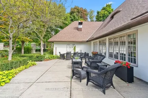 100 Burloak Drive Burlington ON L7L 6P6
