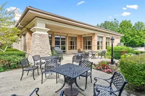 100 Burloak Drive Burlington ON L7L 6P6