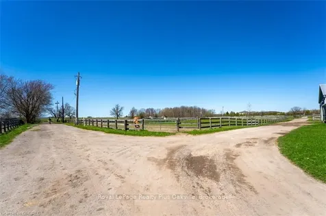 5244 #1 Sideroad - R.r. #6 N/a Burlington ON L9T 2Y1