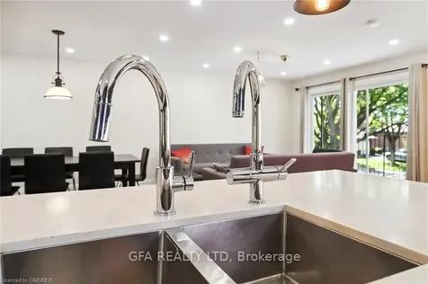 1373 Holborne Place Oakville ON L6H 3E2