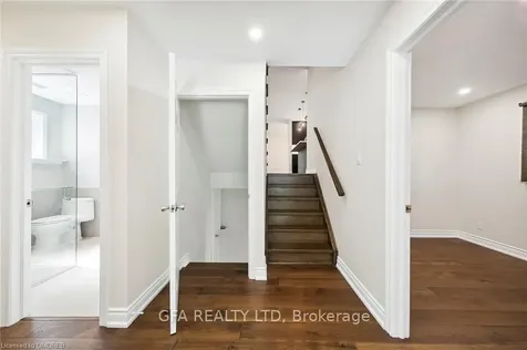 1373 Holborne Place Oakville ON L6H 3E2