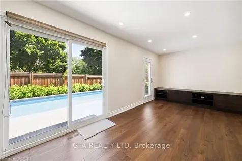 1373 Holborne Place Oakville ON L6H 3E2