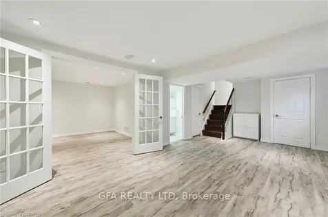 1373 Holborne Place Oakville ON L6H 3E2