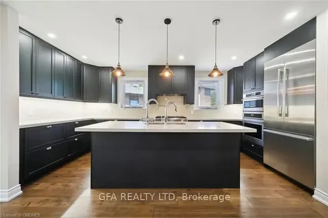 1373 Holborne Place Oakville ON L6H 3E2