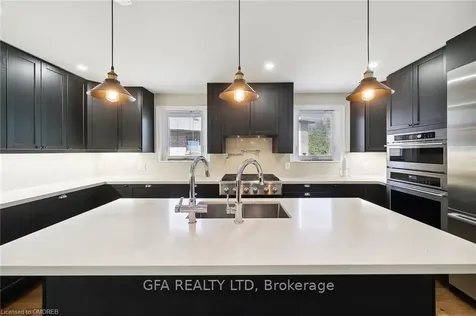 1373 Holborne Place Oakville ON L6H 3E2