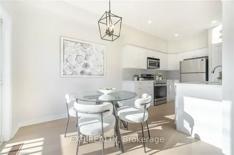 5064 Mercer N/a Burlington ON L7L 0A4