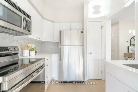 5064 Mercer N/a Burlington ON L7L 0A4