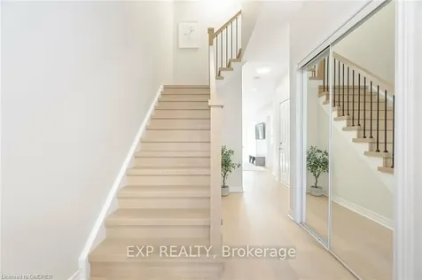 5064 Mercer N/a Burlington ON L7L 0A4