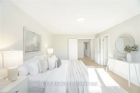 5064 Mercer N/a Burlington ON L7L 0A4