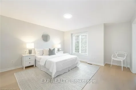 5064 Mercer N/a Burlington ON L7L 0A4