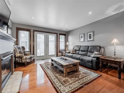 40 Grattan Street Toronto ON M9N 3J5