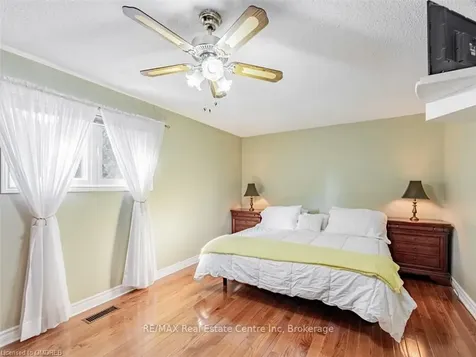 40 Grattan Street Toronto ON M9N 3J5