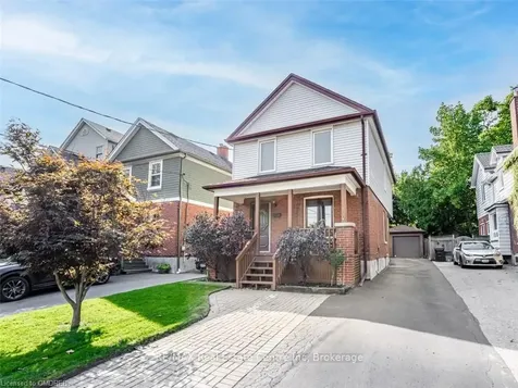 40 Grattan Street Toronto ON M9N 3J5