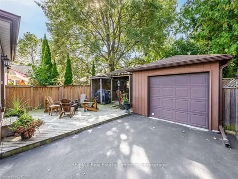 40 Grattan Street Toronto ON M9N 3J5