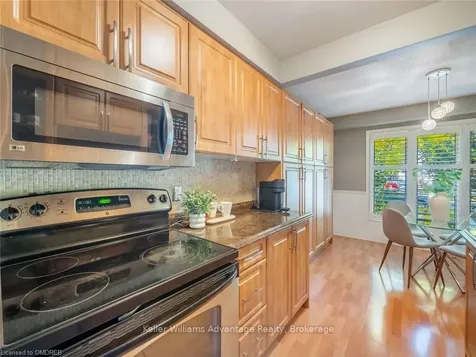 844 Laurier Avenue Milton ON L9T 4H1