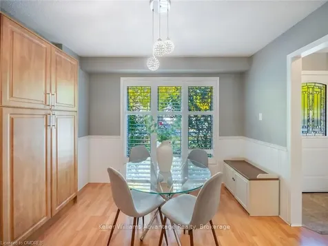 844 Laurier Avenue Milton ON L9T 4H1