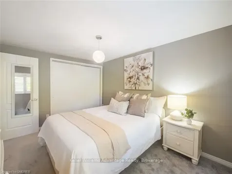 844 Laurier Avenue Milton ON L9T 4H1