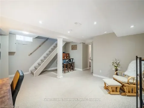 844 Laurier Avenue Milton ON L9T 4H1