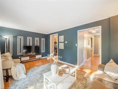 844 Laurier Avenue Milton ON L9T 4H1