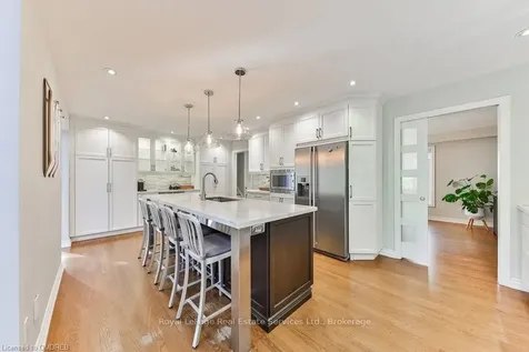 2324 Cheverie Street Oakville ON L6J 5W4