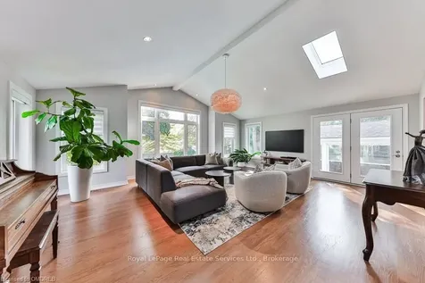 2324 Cheverie Street Oakville ON L6J 5W4