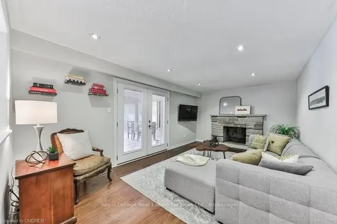 2324 Cheverie Street Oakville ON L6J 5W4