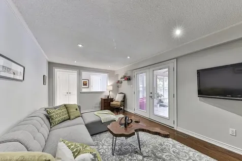 2324 Cheverie Street Oakville ON L6J 5W4