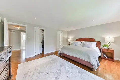 2324 Cheverie Street Oakville ON L6J 5W4