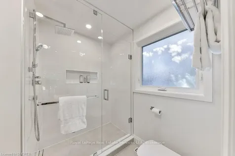 2324 Cheverie Street Oakville ON L6J 5W4