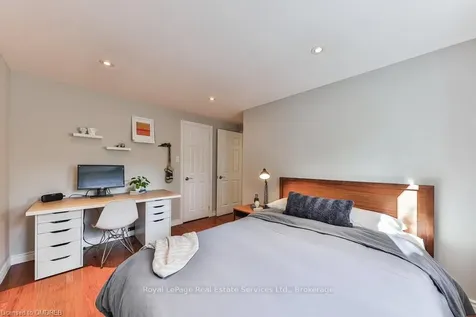 2324 Cheverie Street Oakville ON L6J 5W4