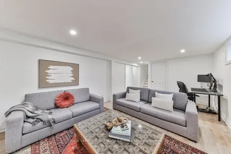 2324 Cheverie Street Oakville ON L6J 5W4