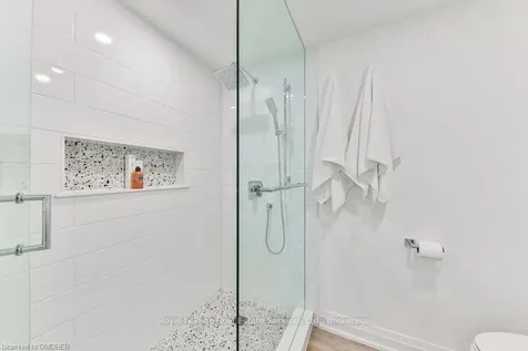 2324 Cheverie Street Oakville ON L6J 5W4