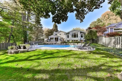 2324 Cheverie Street Oakville ON L6J 5W4