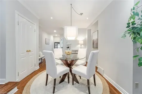 331 Robinson Street Oakville ON L6H 1H1