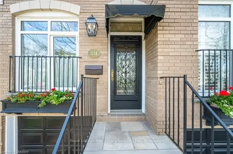 331 Robinson Street Oakville ON L6H 1H1