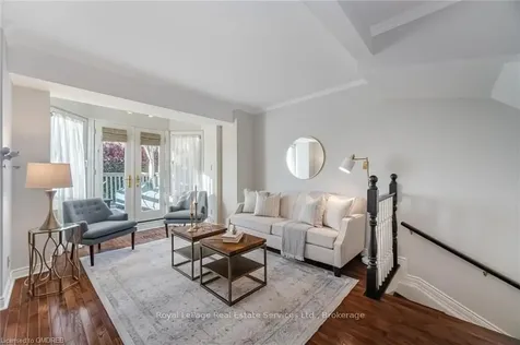 331 Robinson Street Oakville ON L6H 1H1