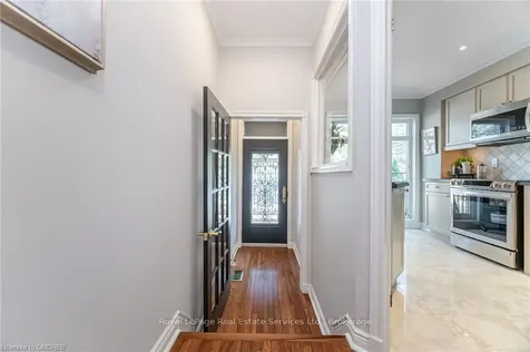 331 Robinson Street Oakville ON L6H 1H1
