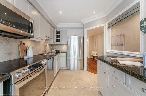331 Robinson Street Oakville ON L6H 1H1