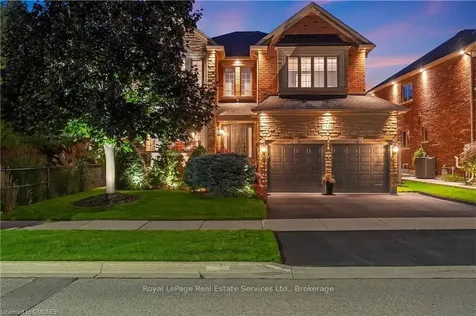 1533 Pinery Crescent Oakville ON L6H 7J9